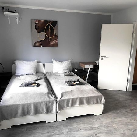 Vaz Apartments Essen, Kueche, Wlan, Tv, Netflix, Ca 15 Min Messe U Hbf Dış mekan fotoğraf