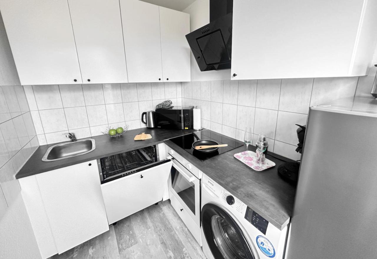 Vaz Apartments Essen, Kueche, Wlan, Tv, Netflix, Ca 15 Min Messe U Hbf Dış mekan fotoğraf