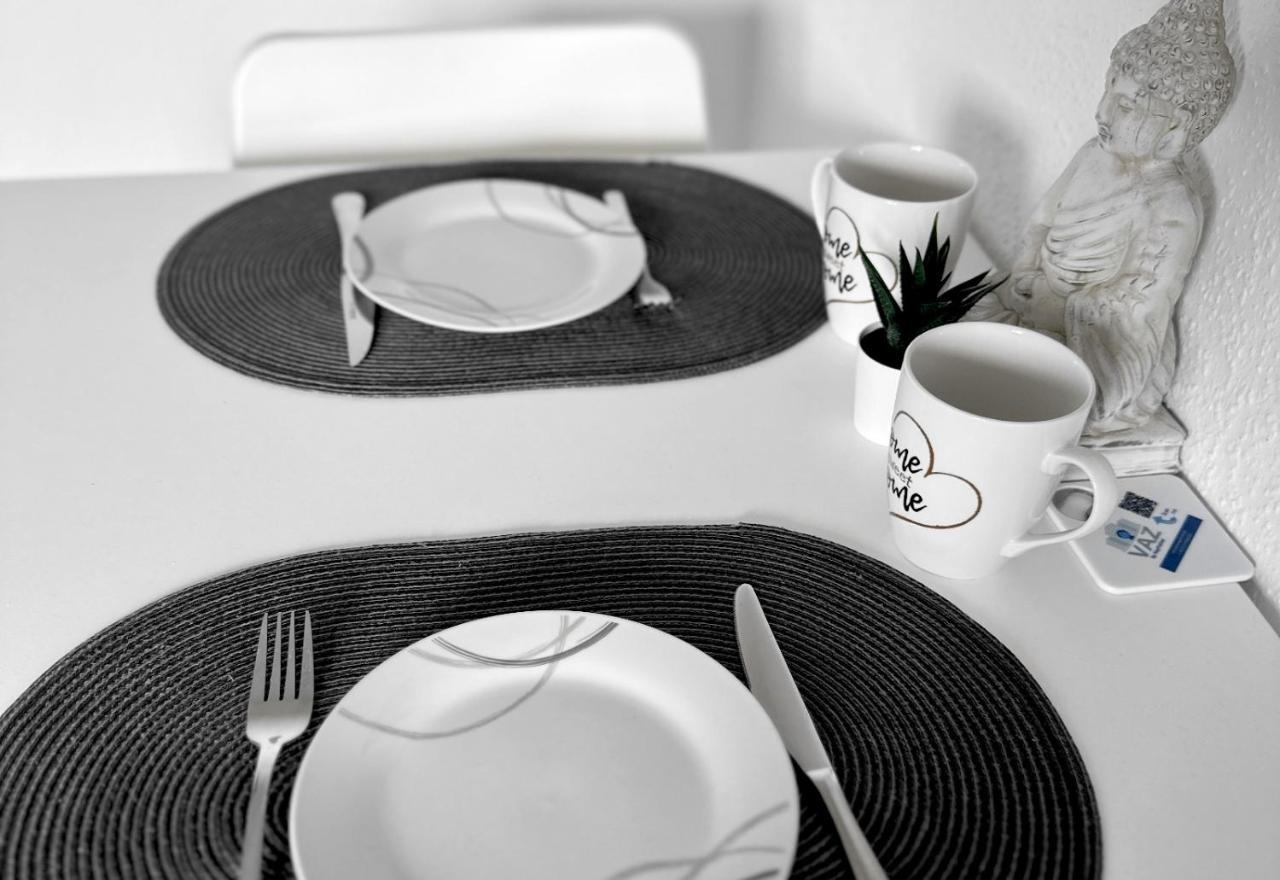 Vaz Apartments Essen, Kueche, Wlan, Tv, Netflix, Ca 15 Min Messe U Hbf Dış mekan fotoğraf
