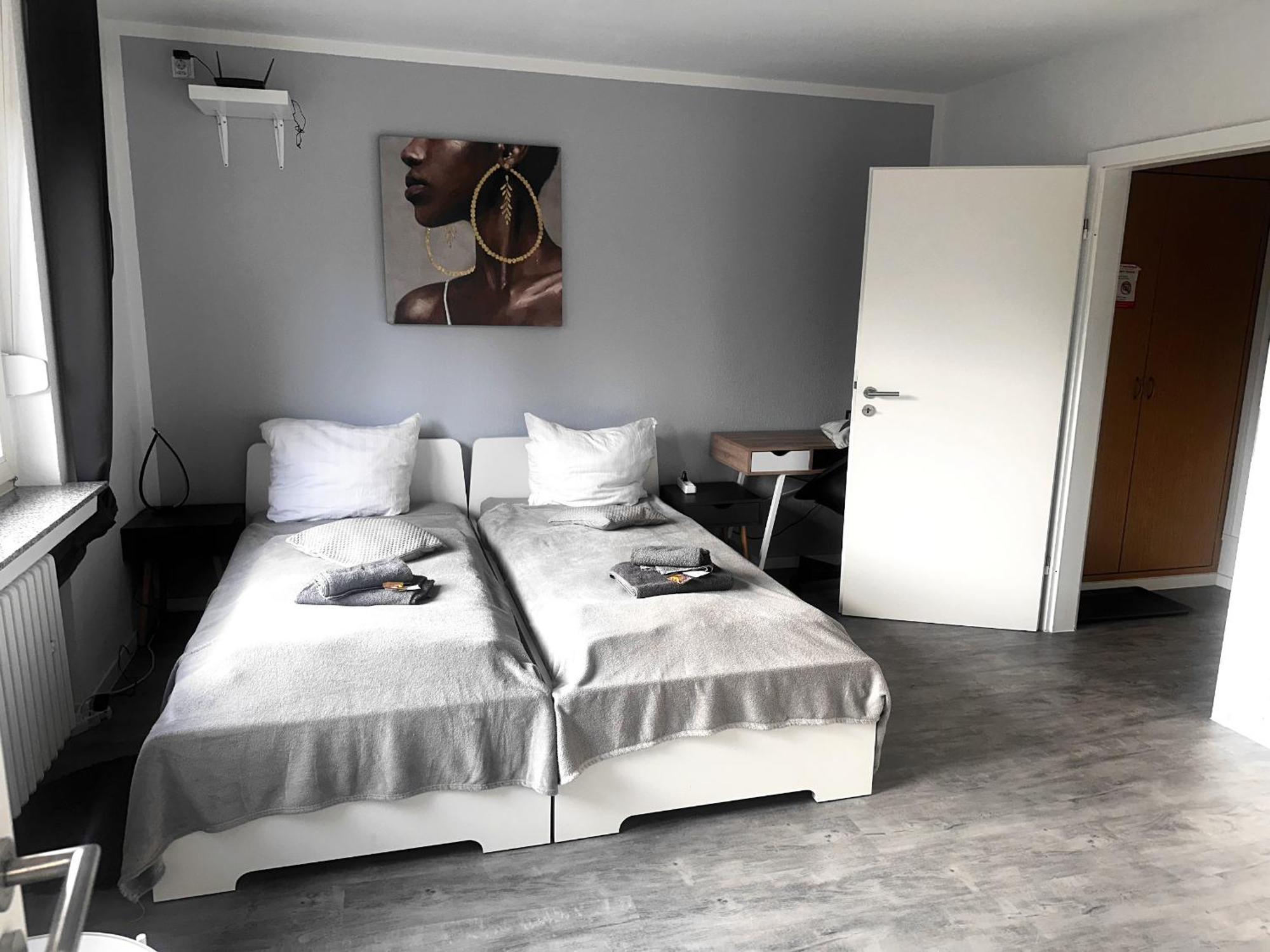 Vaz Apartments Essen, Kueche, Wlan, Tv, Netflix, Ca 15 Min Messe U Hbf Dış mekan fotoğraf